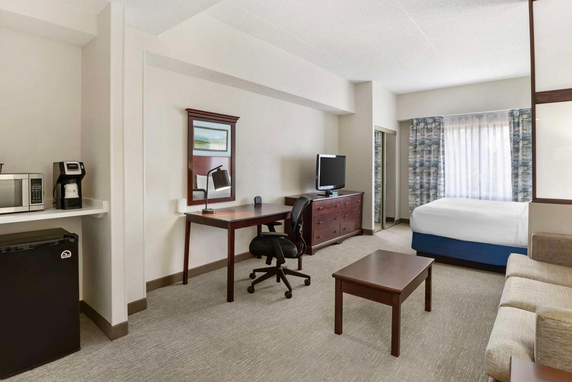 Best Western Plus Crossroads Inn & Suites Zion Crossroads Exteriér fotografie