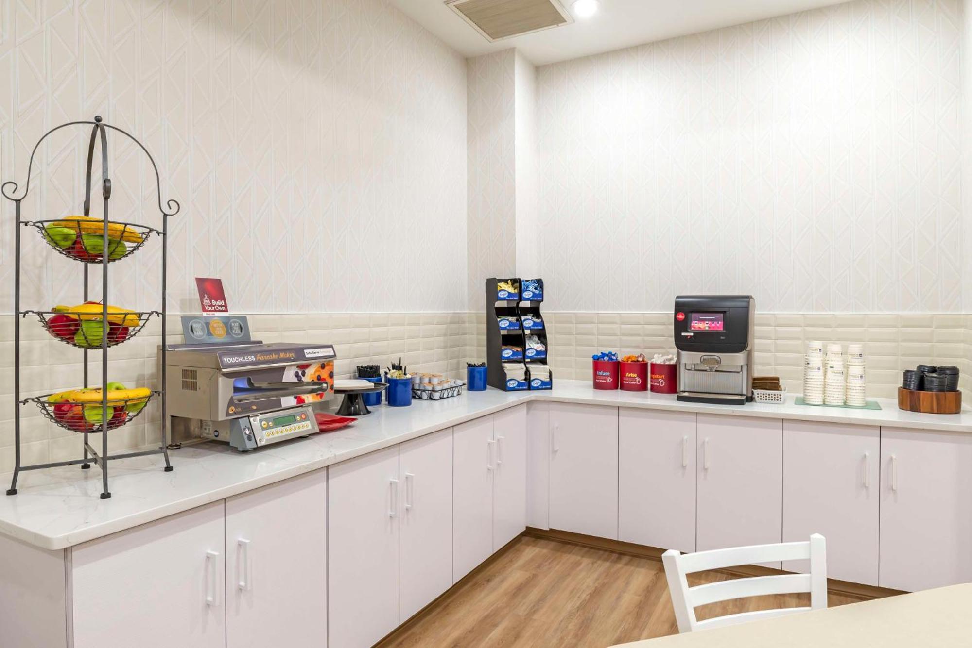 Best Western Plus Crossroads Inn & Suites Zion Crossroads Exteriér fotografie